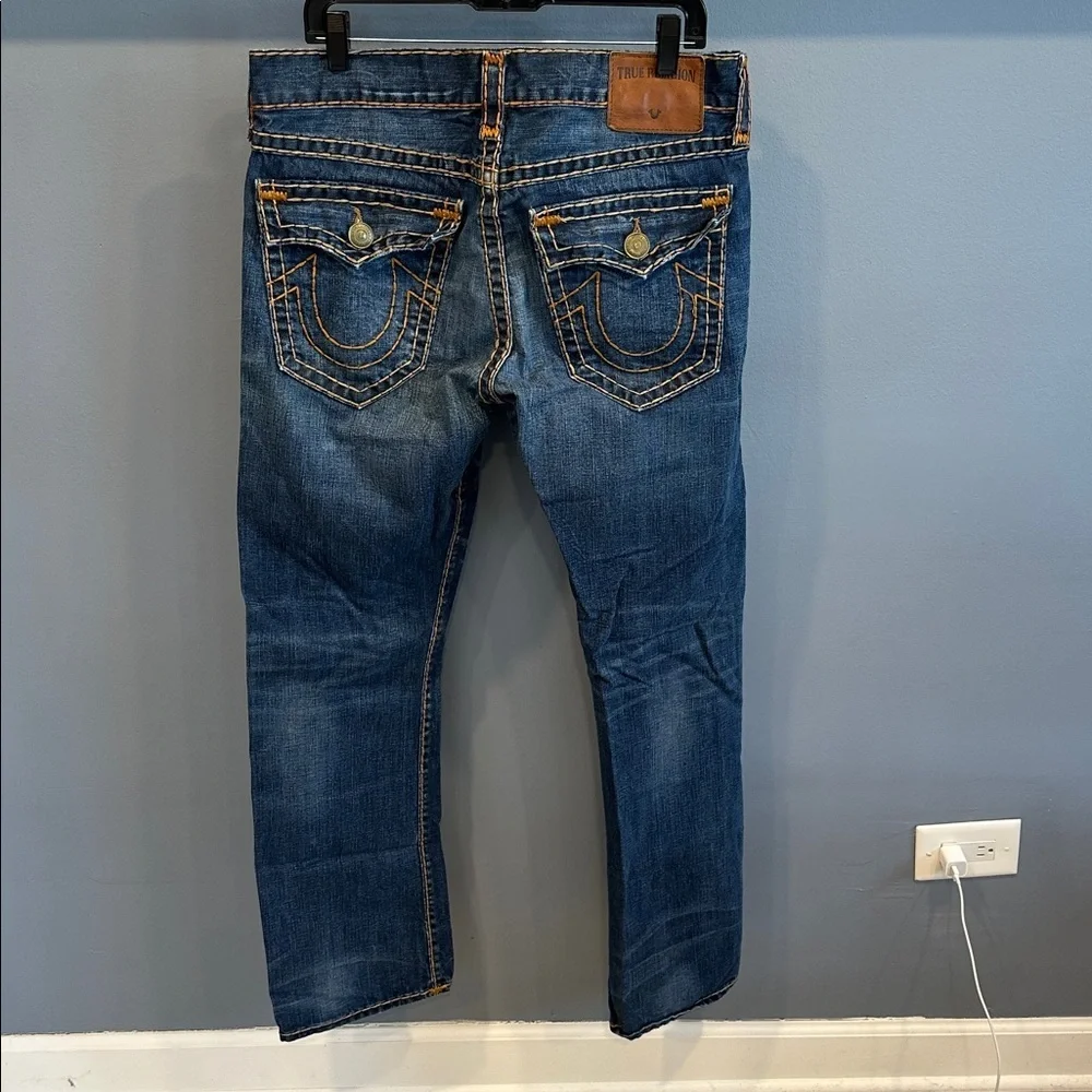 True Religion Made In USA Ricky Blue Meduim Wash Jeans Straight Leg Size 34